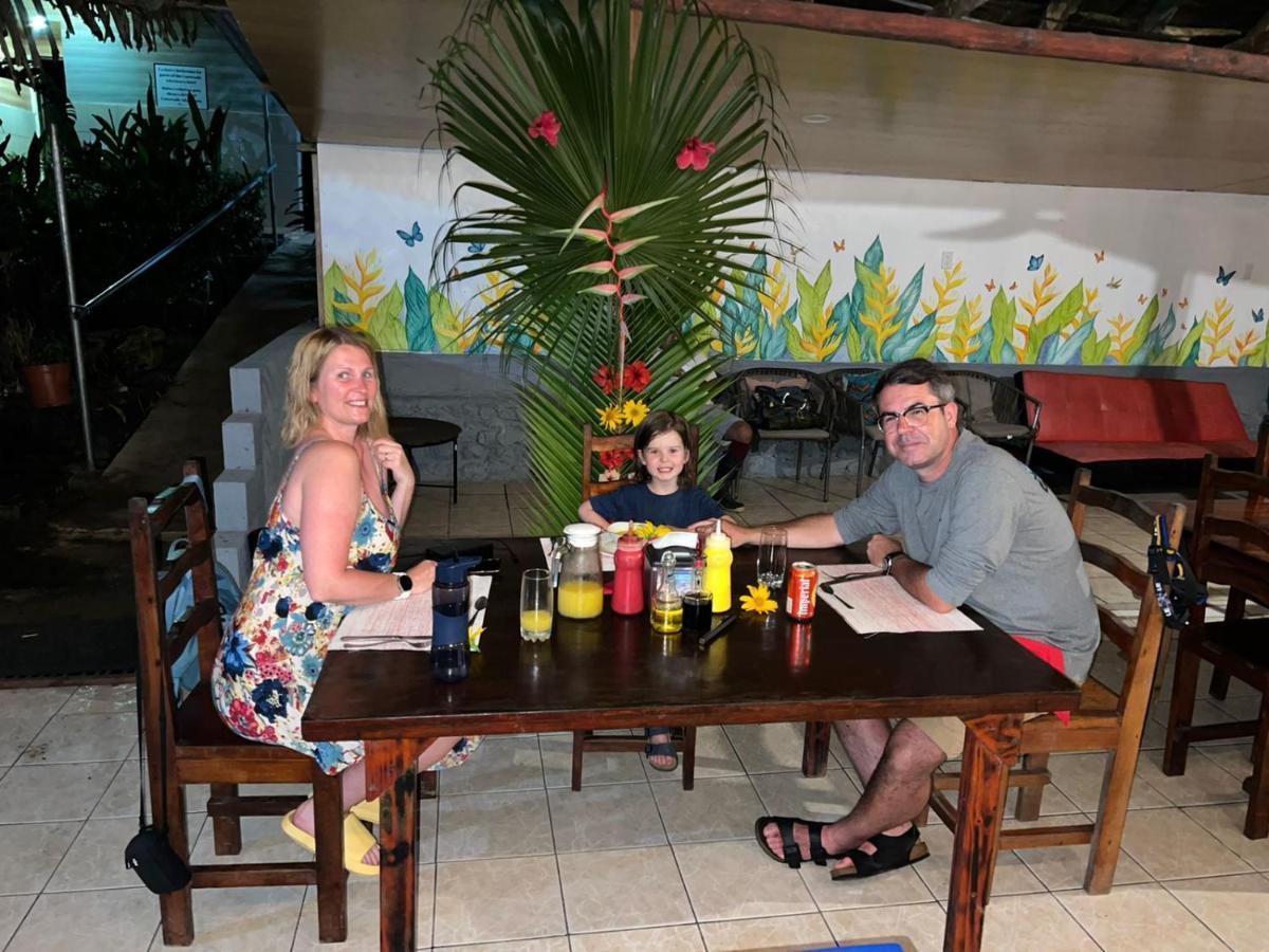 Hostel Corcovado Adventures Drakes Bay Exterior foto