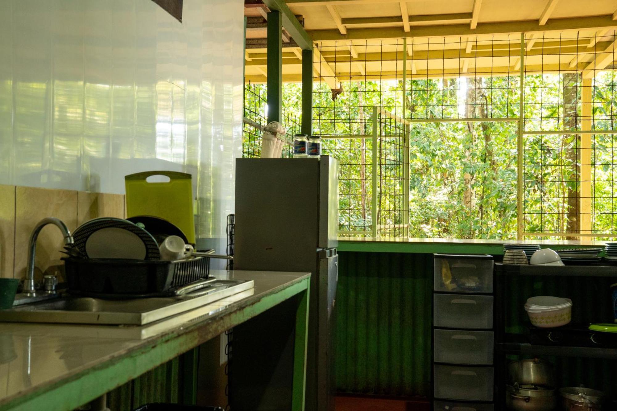 Hostel Corcovado Adventures Drakes Bay Exterior foto