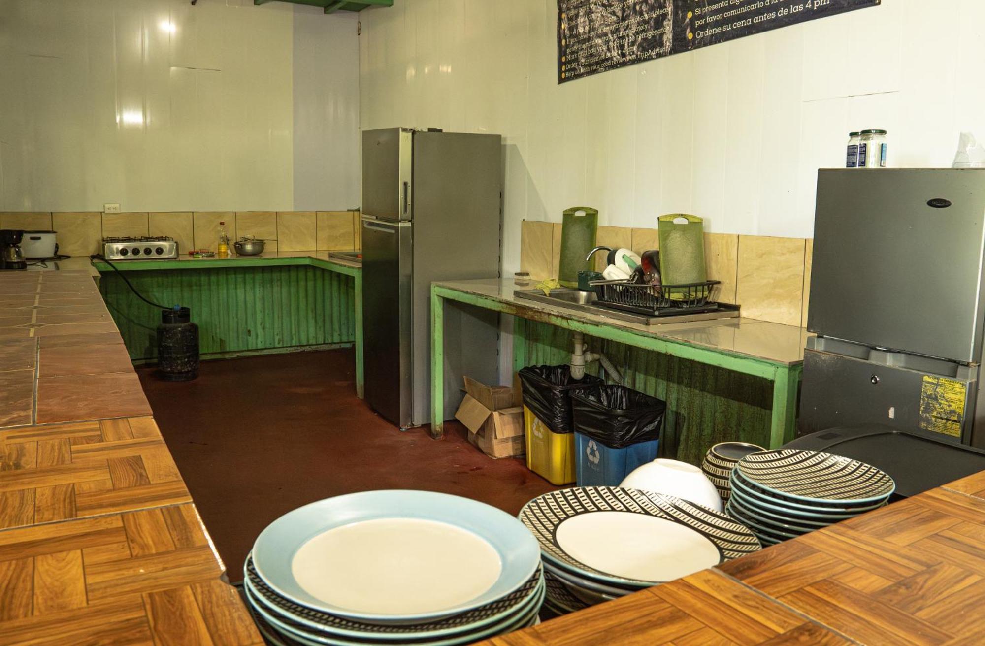 Hostel Corcovado Adventures Drakes Bay Exterior foto